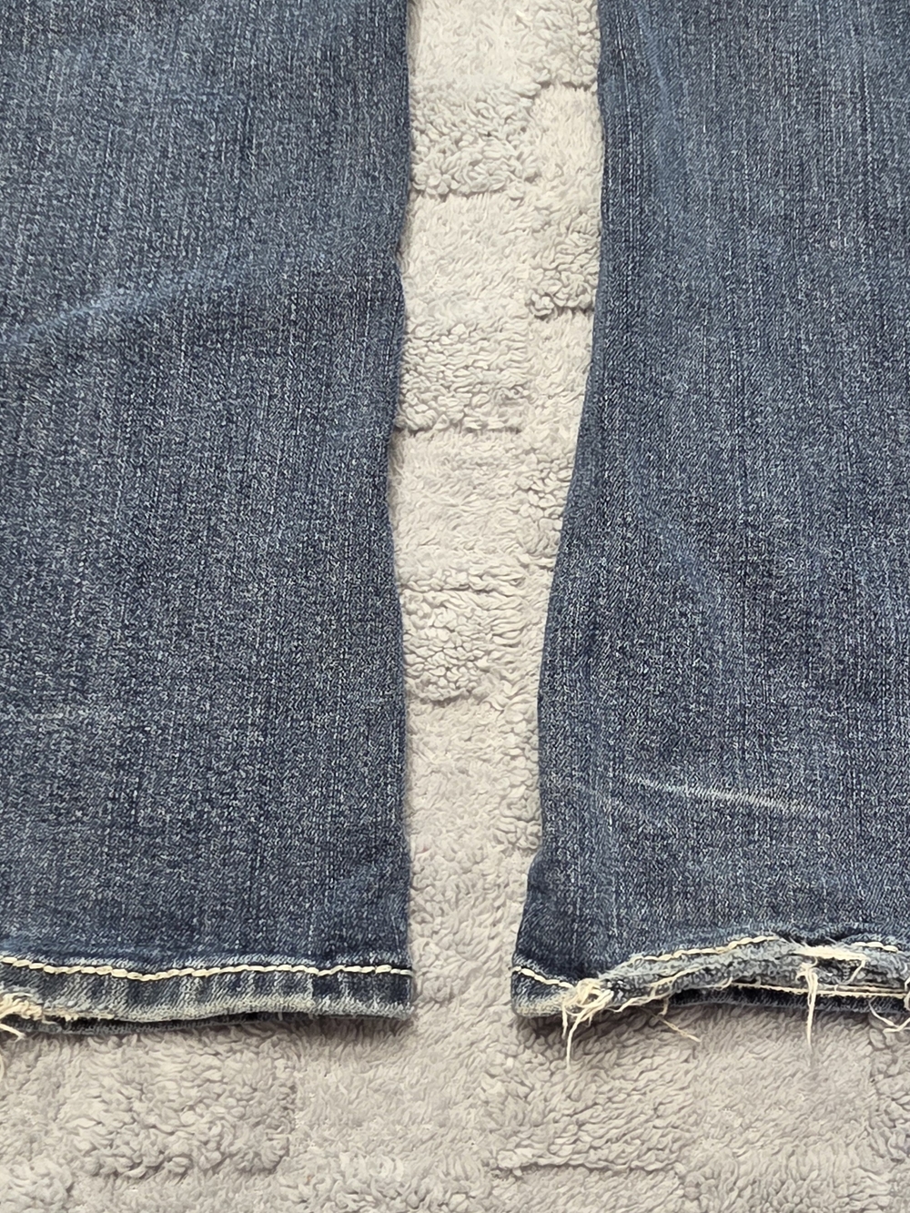 Ariya Jeans Women's Size 11/12 Blue Mid Rise Bootcut Stretch Denim Western Y2K - Picture 12 of 13